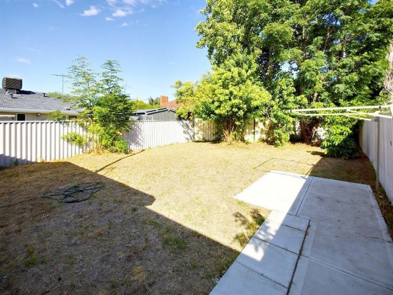 27a Loxwood Road, Balga WA 6061