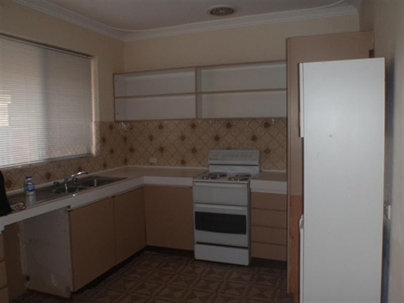 33 Maurice Street, Embleton WA 6062