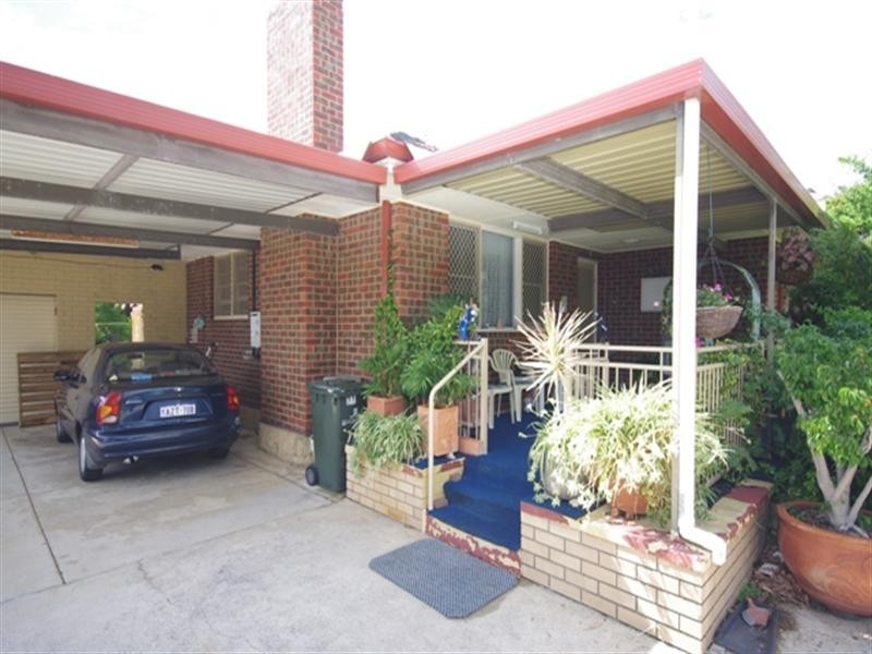 31 Albourne Place, Balga WA 6061