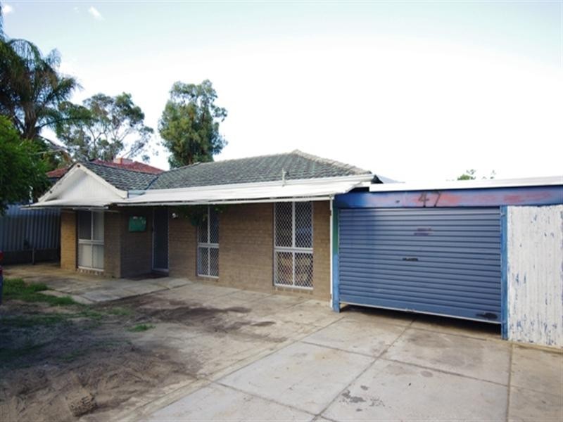 47 Bendix Way, Girrawheen WA 6064