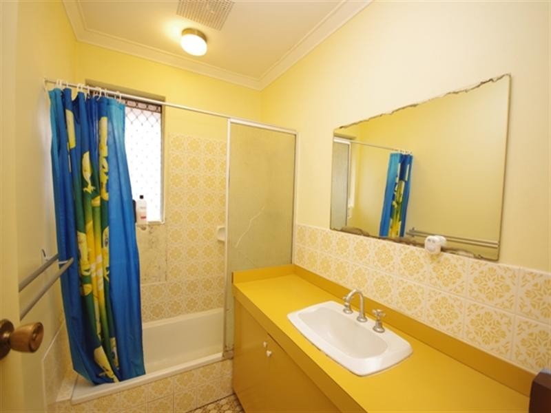 51 Golders Way, Girrawheen WA 6064