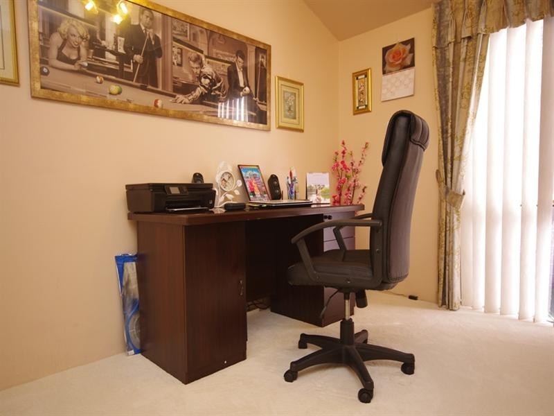 8 Curtin Road, Marangaroo WA 6064