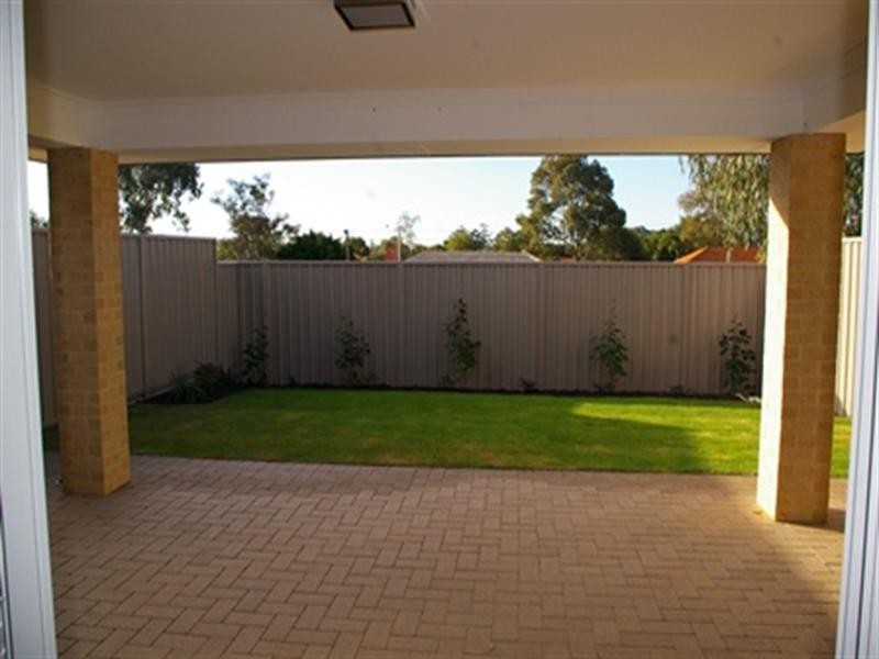 24 Gallagher Street, Eden Hill WA 6054