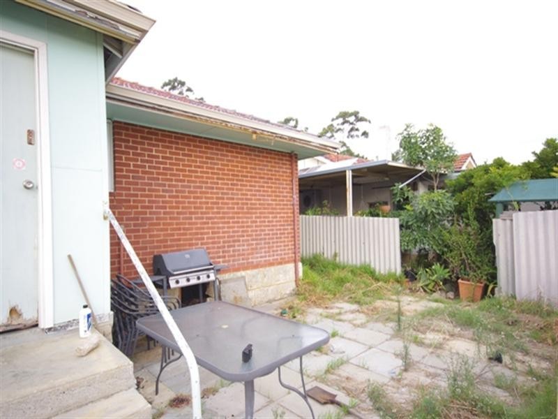 33 Maitland Road, Balga WA 6061