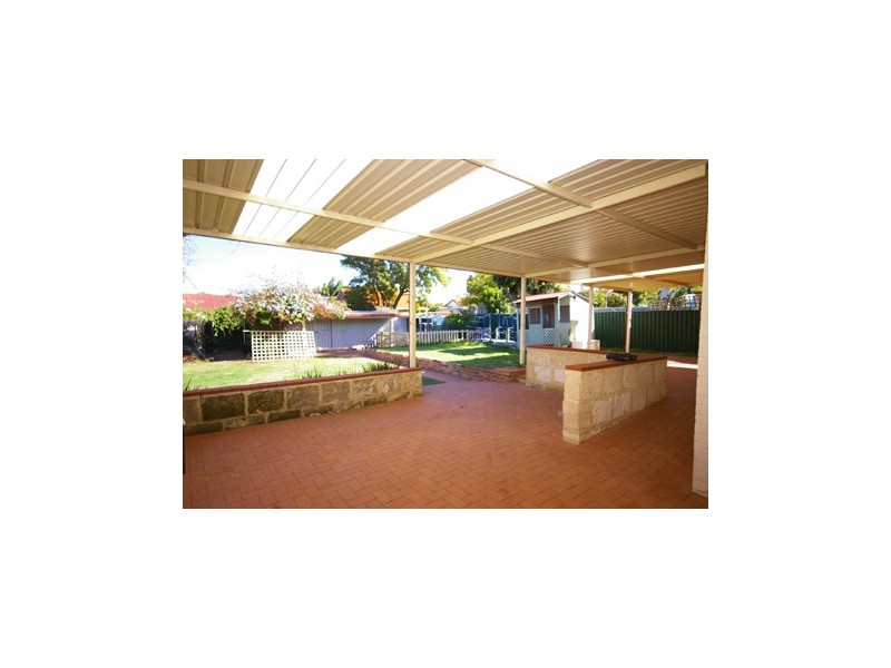 189 Mirrabooka Avenue, Balga WA 6061