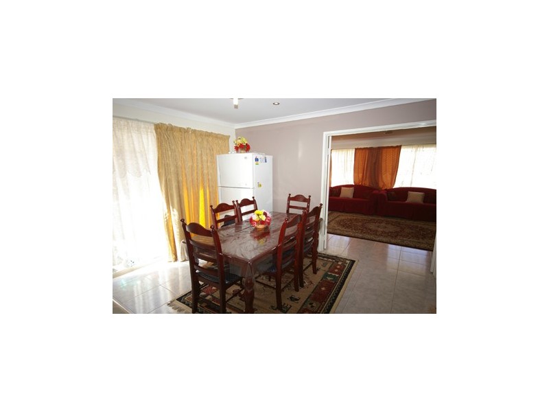 2 McNamara Place, Marangaroo WA 6064