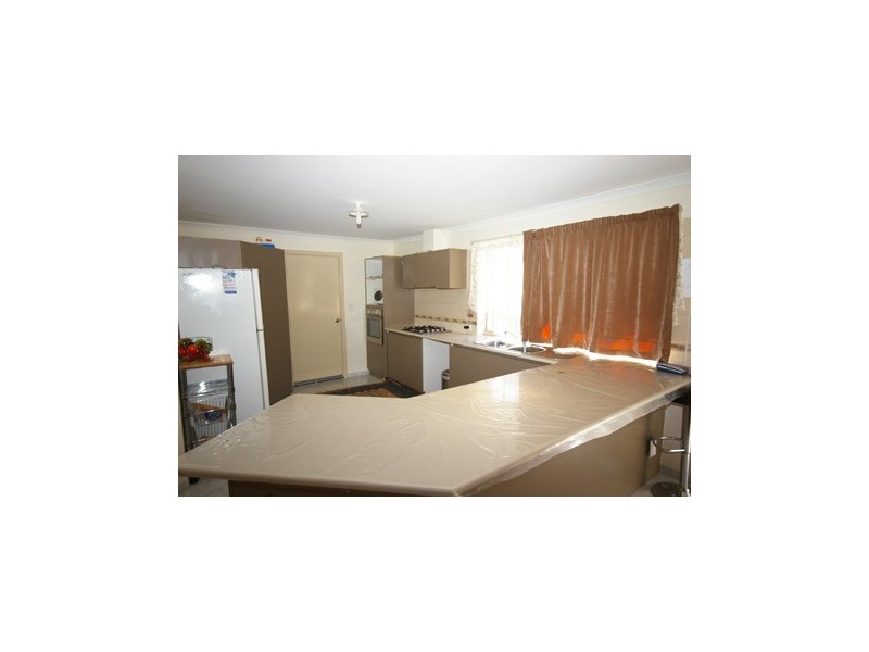 2 McNamara Place, Marangaroo WA 6064