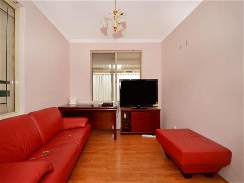 12 Degree Court, Marangaroo WA 6064