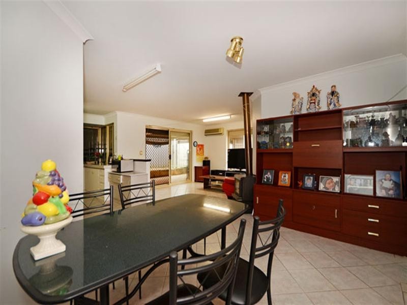12 Degree Court, Marangaroo WA 6064