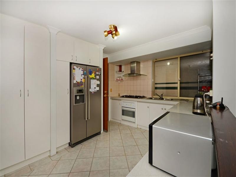 12 Degree Court, Marangaroo WA 6064