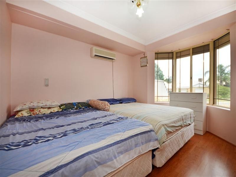 12 Degree Court, Marangaroo WA 6064