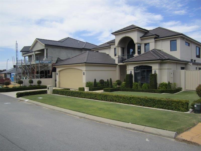 18 Balikpapan Avenue, Dianella WA 6059