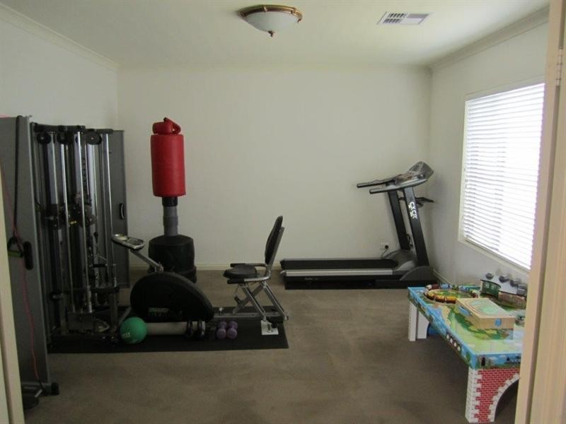 18 Balikpapan Avenue, Dianella WA 6059