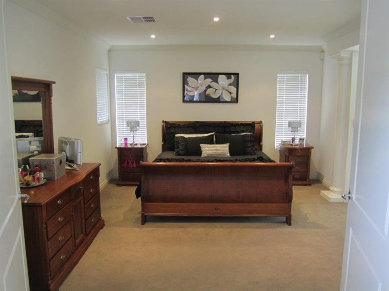 18 Balikpapan Avenue, Dianella WA 6059