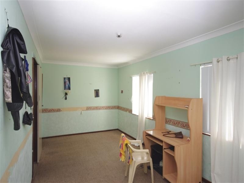 29 Templeton Crescent, Girrawheen WA 6064