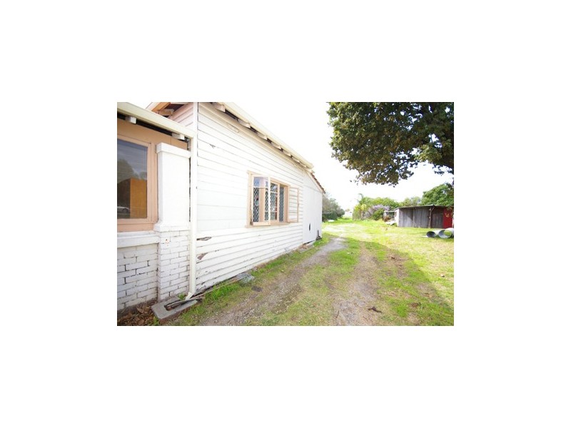 72 Great Northern Highway, Midland WA 6056