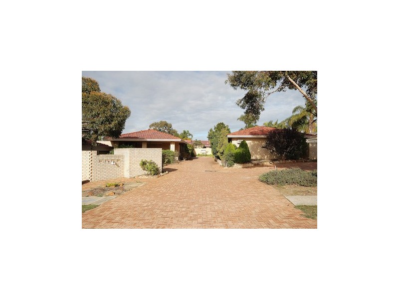 9/23 Cromwell Road, Alexander Heights WA 6064