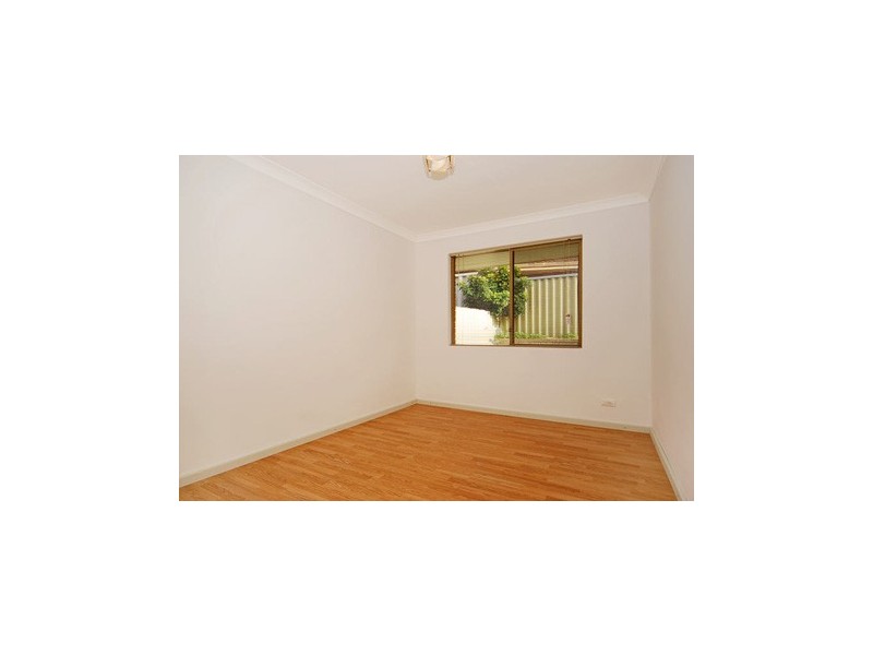 9/23 Cromwell Road, Alexander Heights WA 6064