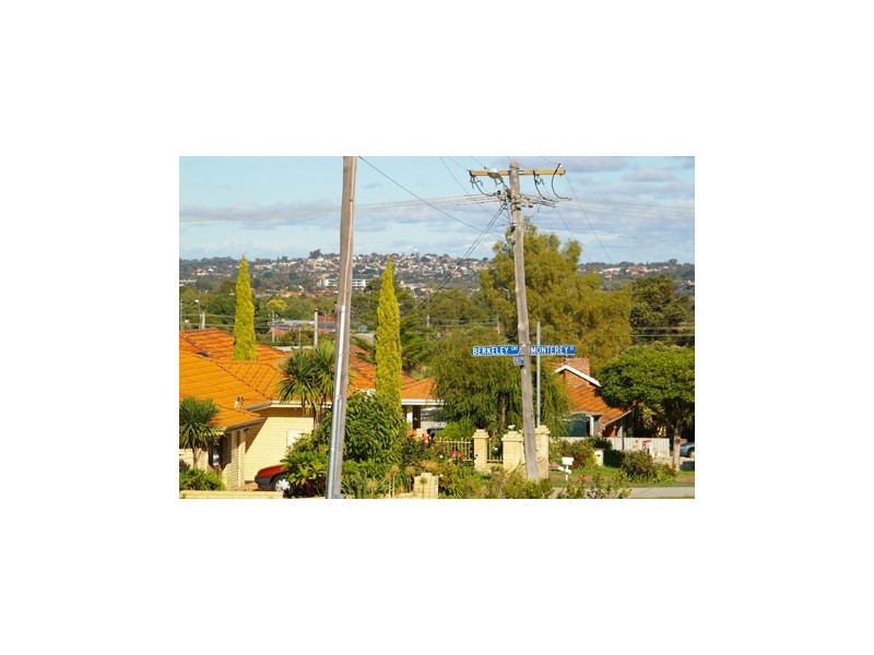 10 Berkeley Avenue, Nollamara WA 6061