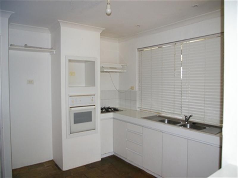 14 Silkpod Heights, Mirrabooka WA 6061