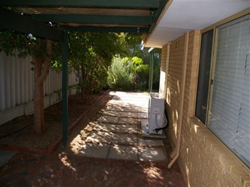 14 Silkpod Heights, Mirrabooka WA 6061