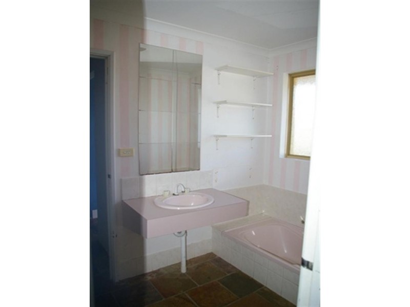 14 Silkpod Heights, Mirrabooka WA 6061