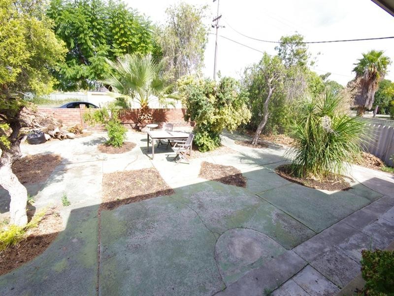 35 Gretham Road, Westminster WA 6061