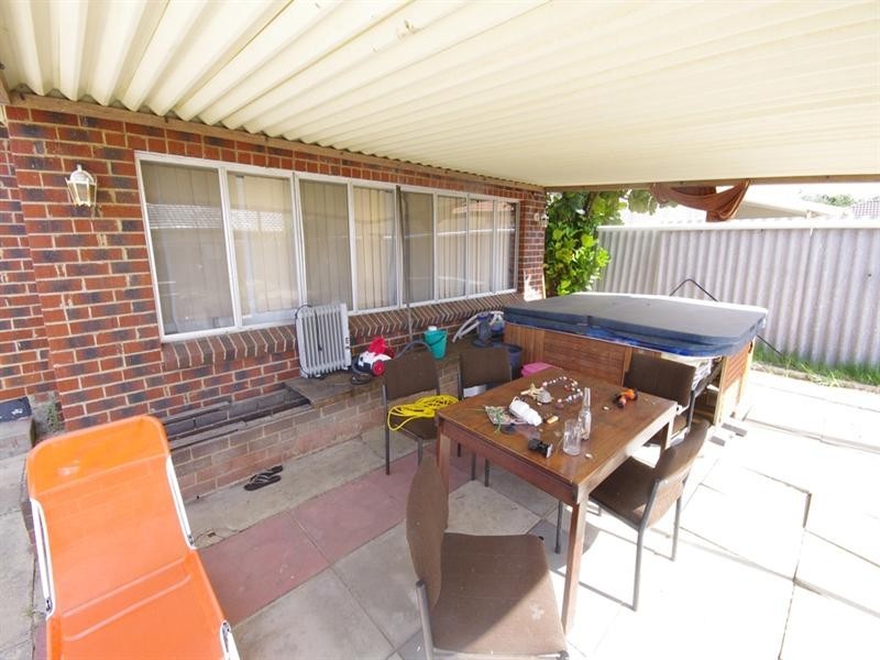 35 Gretham Road, Westminster WA 6061