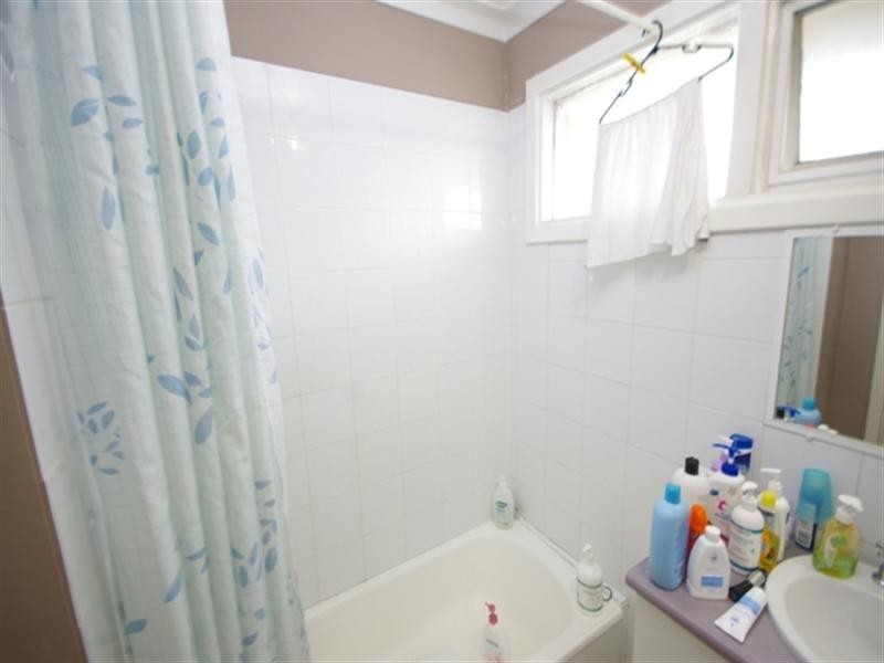 71 Mirrabooka Avenue, Girrawheen WA 6064