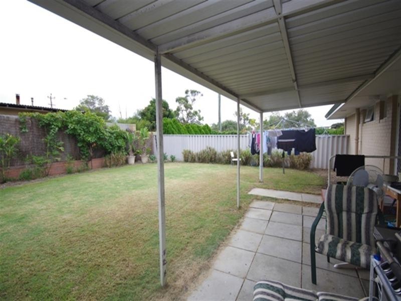 71 Mirrabooka Avenue, Girrawheen WA 6064