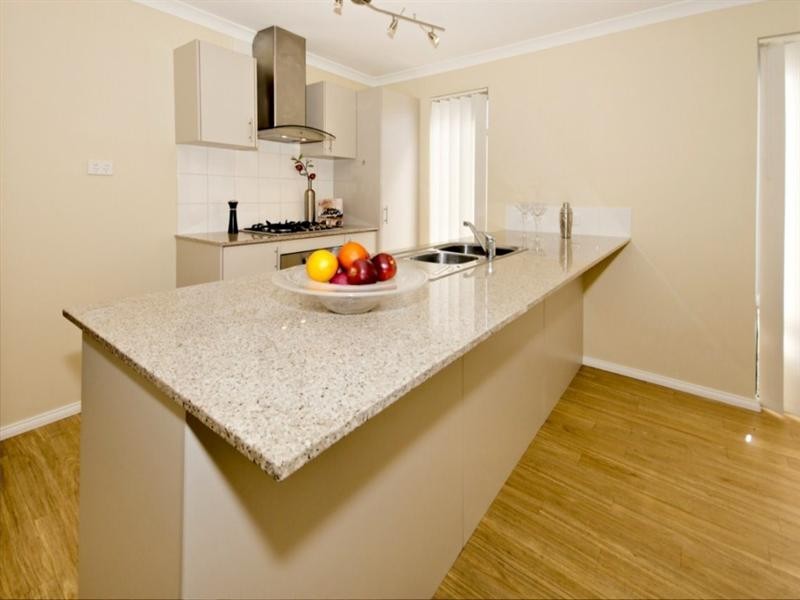 2b Playden Way, Balga WA 6061