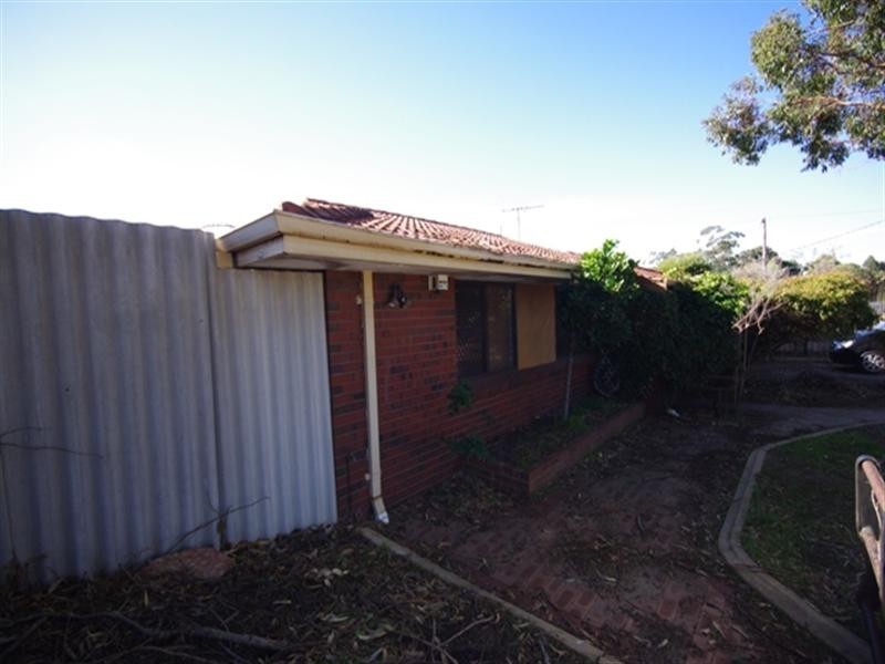 7 Bilby Road, Girrawheen WA 6064