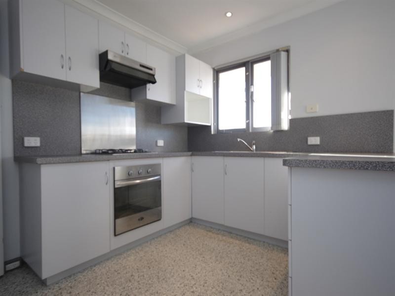 21 Roxwell Way, Girrawheen WA 6064