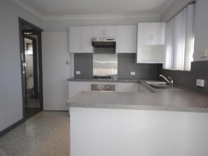 21 Roxwell Way, Girrawheen WA 6064