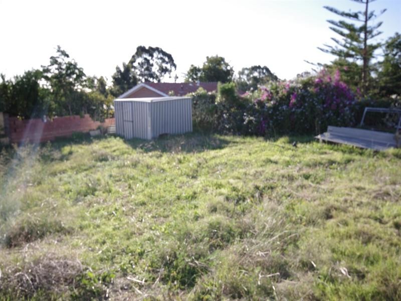 21 Roxwell Way, Girrawheen WA 6064