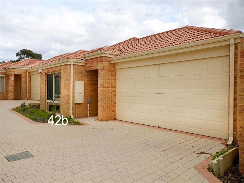 42b Eastdene Circle, Nollamara WA 6061