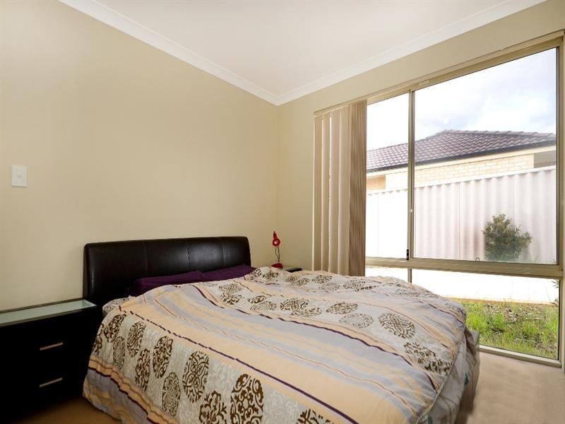 42b Eastdene Circle, Nollamara WA 6061