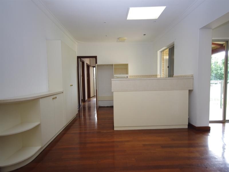 170 Hayes Avenue, Dianella WA 6059