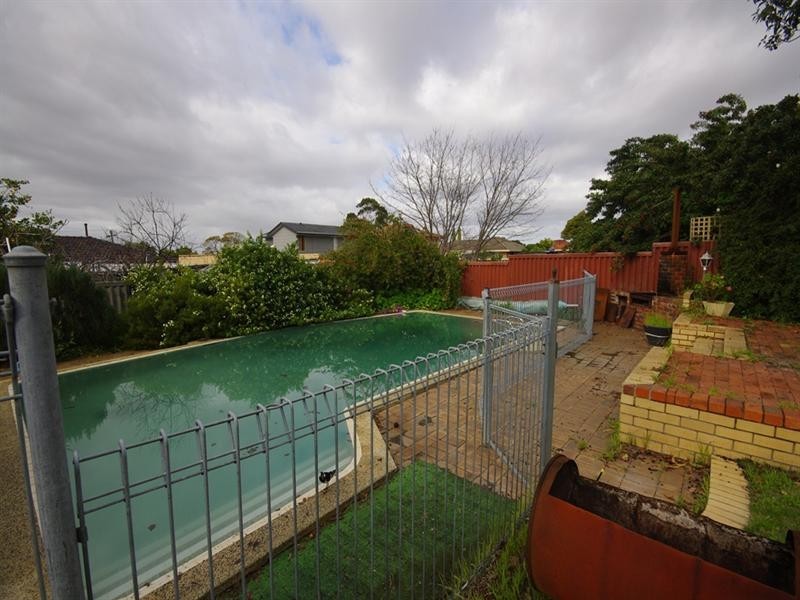 170 Hayes Avenue, Dianella WA 6059