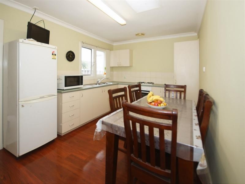 10a Heyshott Road, Balga WA 6061