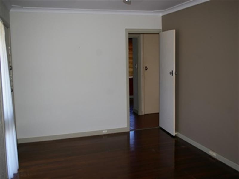 45 Montrose Avenue, Girrawheen WA 6064