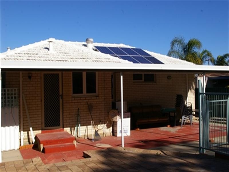 45 Montrose Avenue, Girrawheen WA 6064