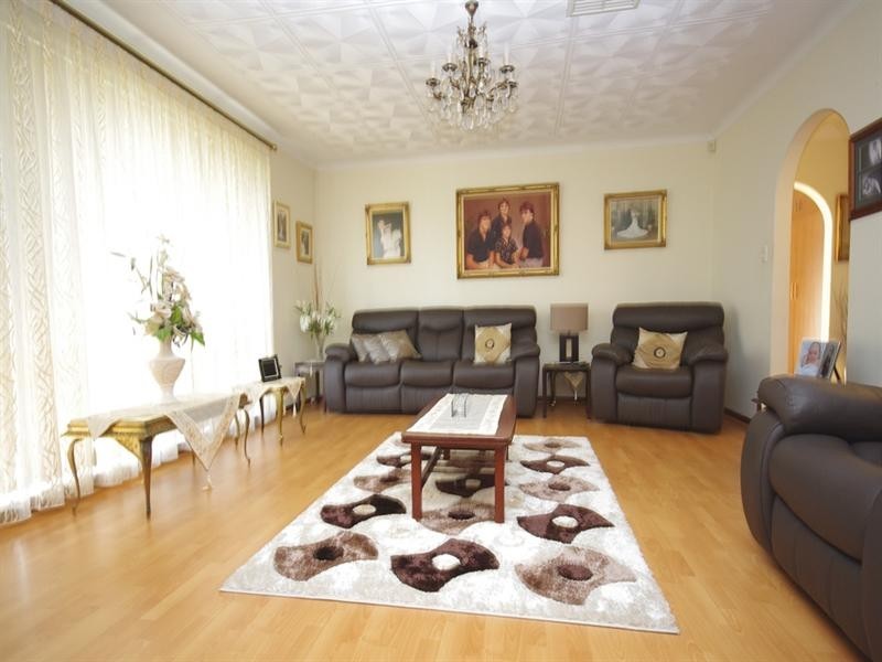 98 Homer Street, Dianella WA 6059