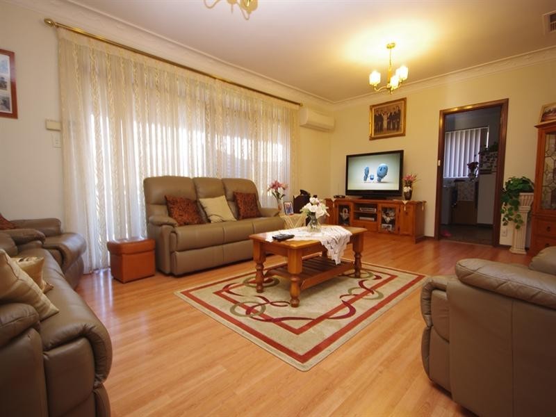 98 Homer Street, Dianella WA 6059