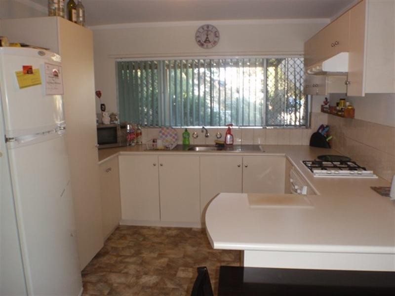 6b Casserley Avenue, Girrawheen WA 6064