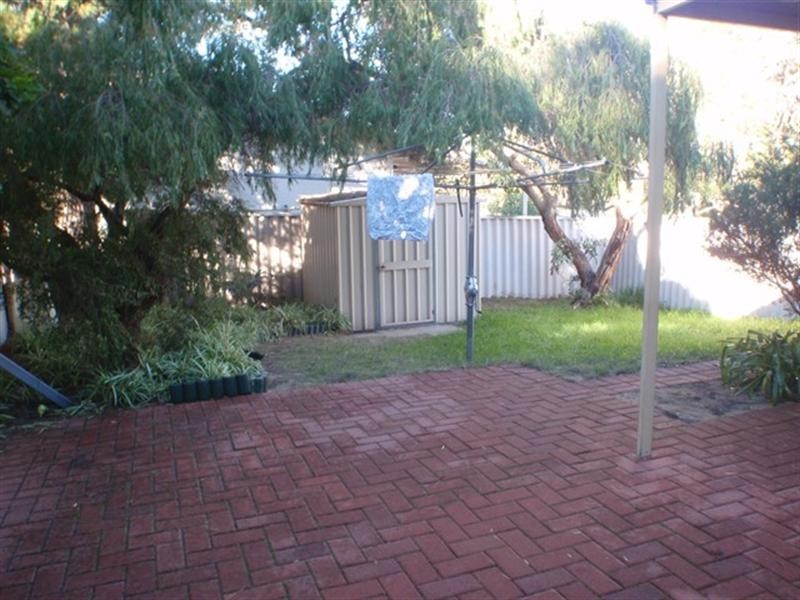 6b Casserley Avenue, Girrawheen WA 6064