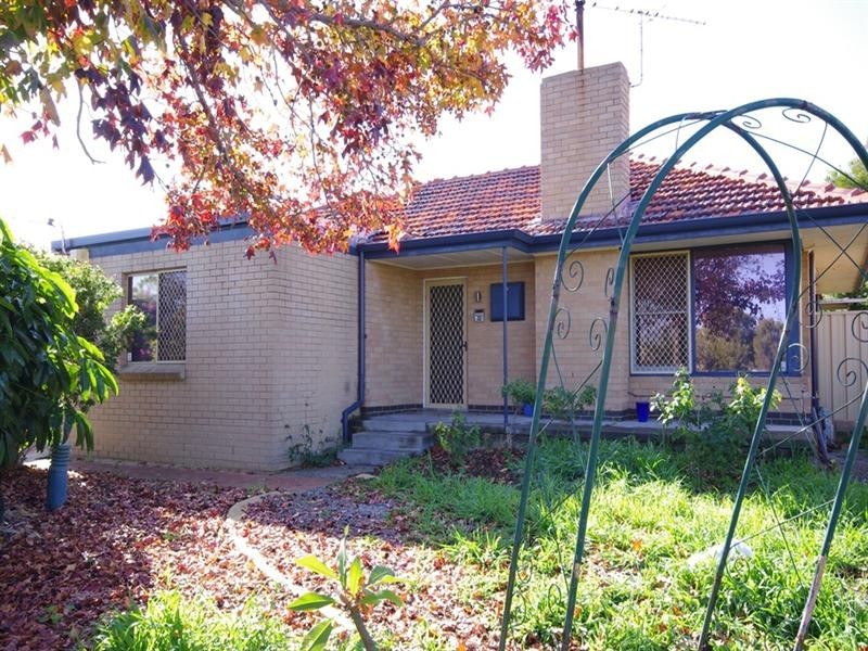 22 Chisholm Way, Balga WA 6061