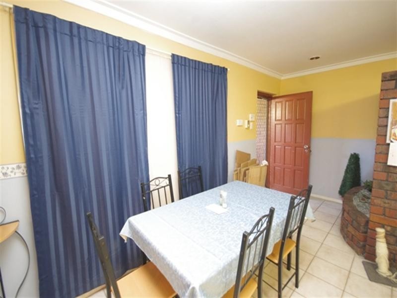 10 Bendix Way, Girrawheen WA 6064