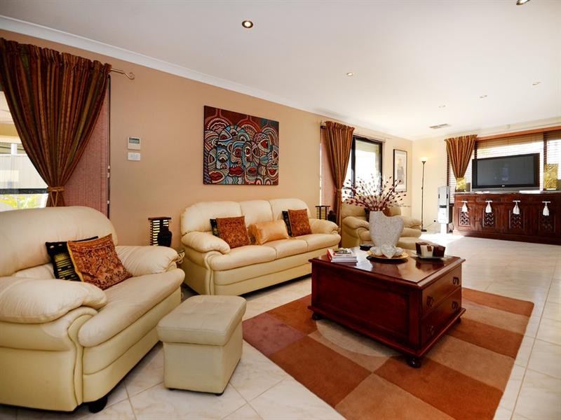 6 Leyte Lane, Dianella WA 6059