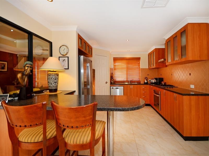 6 Leyte Lane, Dianella WA 6059